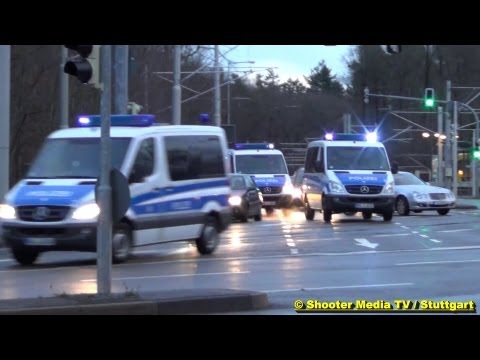 Sonderzug - Hier wurde eine Gruppe separierter Fußballrowdys mit einem Sonderzug und unter Polizeibewachung zum Stuttgarter Hauptbahnhof begleitet. Sehr schade das radik...