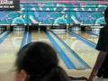videos de Two handed bowler Clarence III
