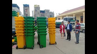 Bàn giao xe thu gom, thùng đựng, phân loại rác thải