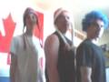 vid�o d�lire de momo k�k�, kenny & mr freeze dans michael youn - bratisla boys