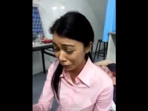 .tv - Sharifah Sakinah Menangis Terisak Sebab Burung Be-Bird Mati