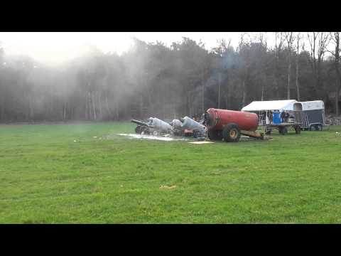 Carbid schieten Heino 2013/2014 Giertank ontploft!