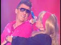 �ch'tite love story fait sin cin�ma� 
in vrai, in live et in vid�o, retrouvez les aventures de mimi crincrin et justin chicon lors du concert au splendid � lille. 
un spectacle musical et humoristique o� le duo d'artistes du nord revisite les plus grands succ�s de la vari�t� fran�aise en ch'timi. 
un dvd haut en couleurs, tout in ch'ti pour rire et canter ! un spectacle mis en sc�ne par b. luccini avec l'aimable participation de bertrand coq. 

en vente sur internet dans la boutique de la voix du nord : http://www.laboutiquedeslecteurs.fr