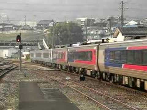 JR四国 2000系+2000N系　特急「南風」