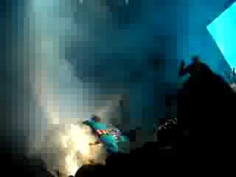 Flaming Lips Land UFO in SF Part 2/2