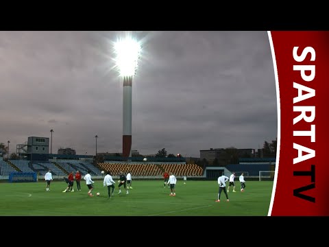 Pasienky - Reportáž z tréninku před utkáním základní skupiny Evropské ligy mezi Slovanem Bratislava a Spartou na stadionu Pasienky.
