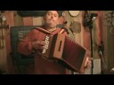 il s'agit d'une erreur de montage vid�o. je ne la supprime juste pas eu �gards aux gentils  internautes qui ont post�s des commentaires sympa