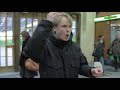 RT @EspenKnutsen: #flashmob in Helsinki. Supporting #Haavisto http://t.co/CbfO9bEv #Finlandia