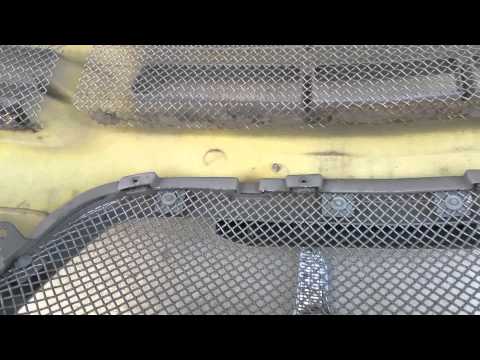 how to remove a chrysler 300 grill