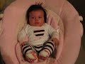 Bebe peleando