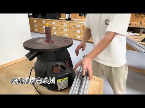 Bản nâng định hình nhôm tự chế áp dụng giải pháp không dùng điện, loại bỏ sự cố về dây nguồn.