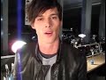 Clip Models.coms Betty Sze interviews Gucci frontman Mat Gordon backstage at the John Varvatos Fall/Winter 2008.2009 show.

Thanks (Again) to Shan! Video