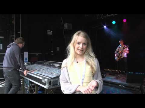 GlamorganUniversity - Find out what happens at an open day at the University of Glamorgan in this short video fronted by Lowri Lewis, a third-year drama at ATRiuM. http://www.glam...
