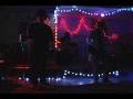 videos de FFP- Dog Peein' On aTelephone Pole (live)