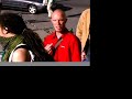 AFA körs bort av polisen utanför ett SD-möte 2002 AFA körs bort av polisen utanför ett SD-möte 2002