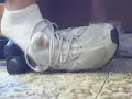playin around with loose shox and no show white sox   