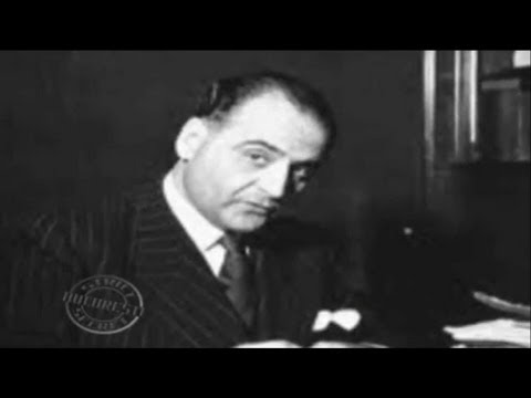 gangsteri - Toate drepturile de autor pentru acest documentar aparţin domnului Stelian Tănase. Mulţumim pentru acordul domniei sale privind preluarea acestui clip. Vă re...