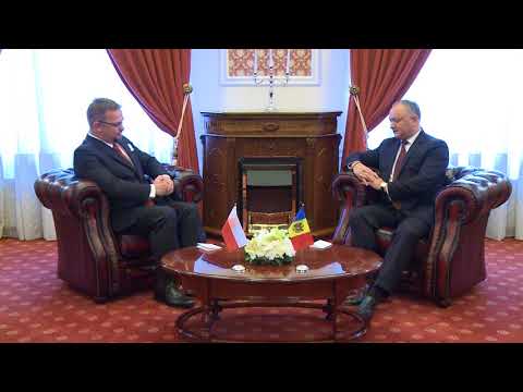 Președintele Igor Dodon a primit scrisorile de acreditare din partea ambasadorilor Ungariei,Republicii Polone și Republicii Malta, cu reședința la Varșovia