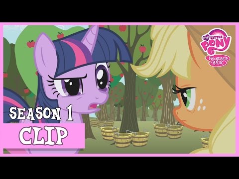 Applejack Refuses Twilight's Help 