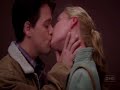 Gizzie - Elevator kiss