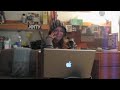 Hilarys Reaction - 2 Girls 1 Cup / 2 Girls 1 Finger
