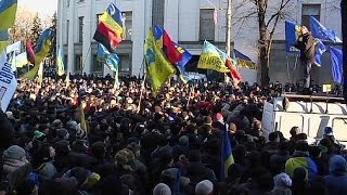 Ukrayna 'da protestolar kriz yarattı