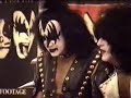 Gene Simmons & Paul Stanley - KISSology Signing 10/31/06