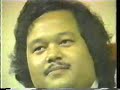 maharjai-prem-rawat-1979-guru-puja-foot-kissing-session.html