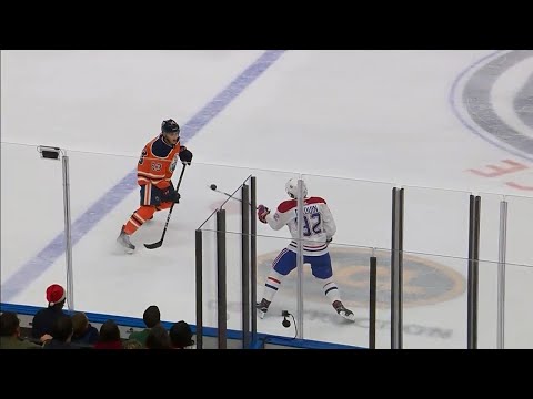 Video: Drouin shows soft hands, catches puck on blade of stick against Oilers