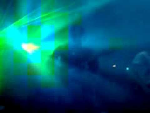 Stanglethorn - OK MAY I JUST SAY I APOLIGISE, AND APOLIGISE FOR THE QUALITY! I was RIGHT by the speakers, and my sound/visual quality thingy isn't very good anyway XD So i highly recomend you watch this...