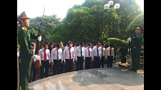 Lãnh đạo thành phố viếng anh hùng liệt sỹ, dâng hương tại Đài tưởng niệm Bác Hồ