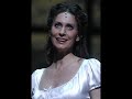 Pia Douwes sings Ich gehore nur mir in English as promotion of the Musical Elisabeth in the USA For a complete playlist of Pia in Elisabeth see: www.youtube.com