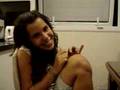 luz imitando a izma
