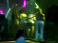 bulls country bar - chavas bailando en la barra 3