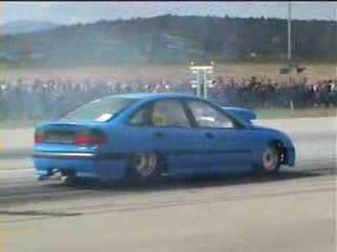 Renault Laguna 700 chevaux