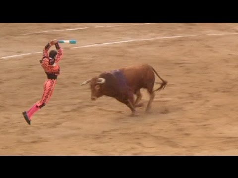 برشلونة تحظر مصارعة الثيران