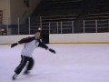videos de Xtreme Ice Skating jumps and hard falls