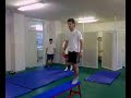 Esilarante prestazione alle parallele di Minelli...sofferenza pura!!