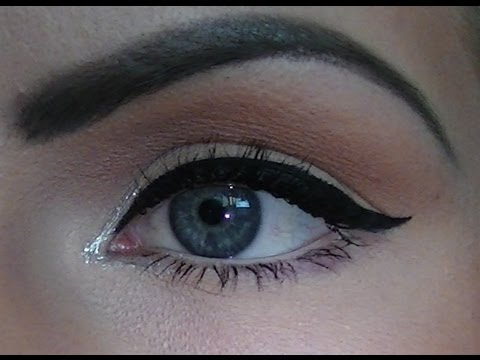 how to apply liquid eyeliner