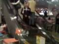 videos de en las escaleras electricas