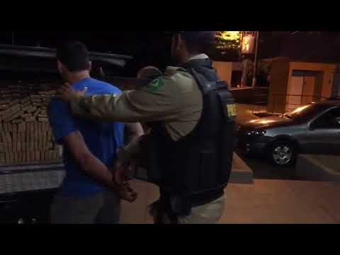 PRF prende motorista com cerca de 2,5 toneladas de drogas e munições na BR-364, em Jataí (GO)