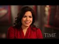 America Ferrera's performance as the fashion-challenged Betty Suarez, won her the 2007 Golden Globe. With Ugly Betty ending after 4 seasons, America Ferrera will now take your questions.