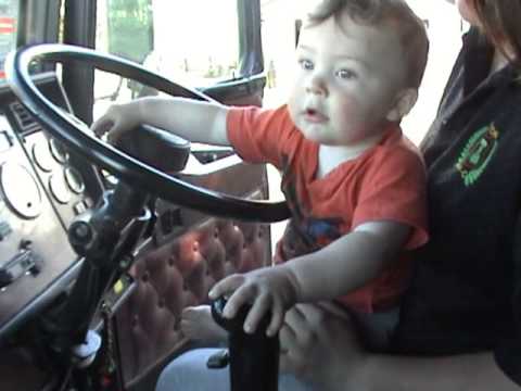 how to drive a kenworth