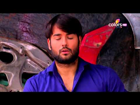Madhubala - Raja is worried as his garage is not running properly as he is not giving a cut to the spare part dealers of the area. Next morning, Tara is shocked when cannot find her anklets she was wearing...