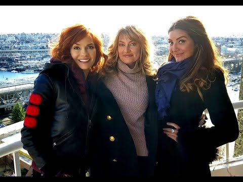 We catch up with Riverdale stars Nathalie Boltt and Madchen Amick