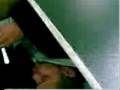 videos de Dude falls asleep in bathroom