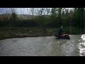 Sfero guada il fiume col quad!