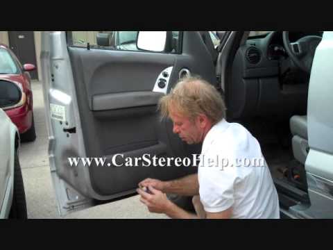 Jeep Liberty 2002-2007 Speaker and Amp Removal