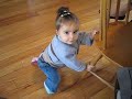 Standing up -Debout! 11 mois Standing up -Debout! 11 mois