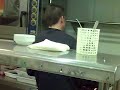 AKI PILLAMOS A NUESTRO FAMOSO CANTANTE-CHEF JOSE MANUEL RUBIO, QUE COMO SE HA IDO Y LO HEMOS MANDAO A FREIR ESPARRAGOS, MIENTRAS LOS HACIA, NOS CANTO LA DE COTI-ADIOS. CON CARIÑO DE TUS COMPIS